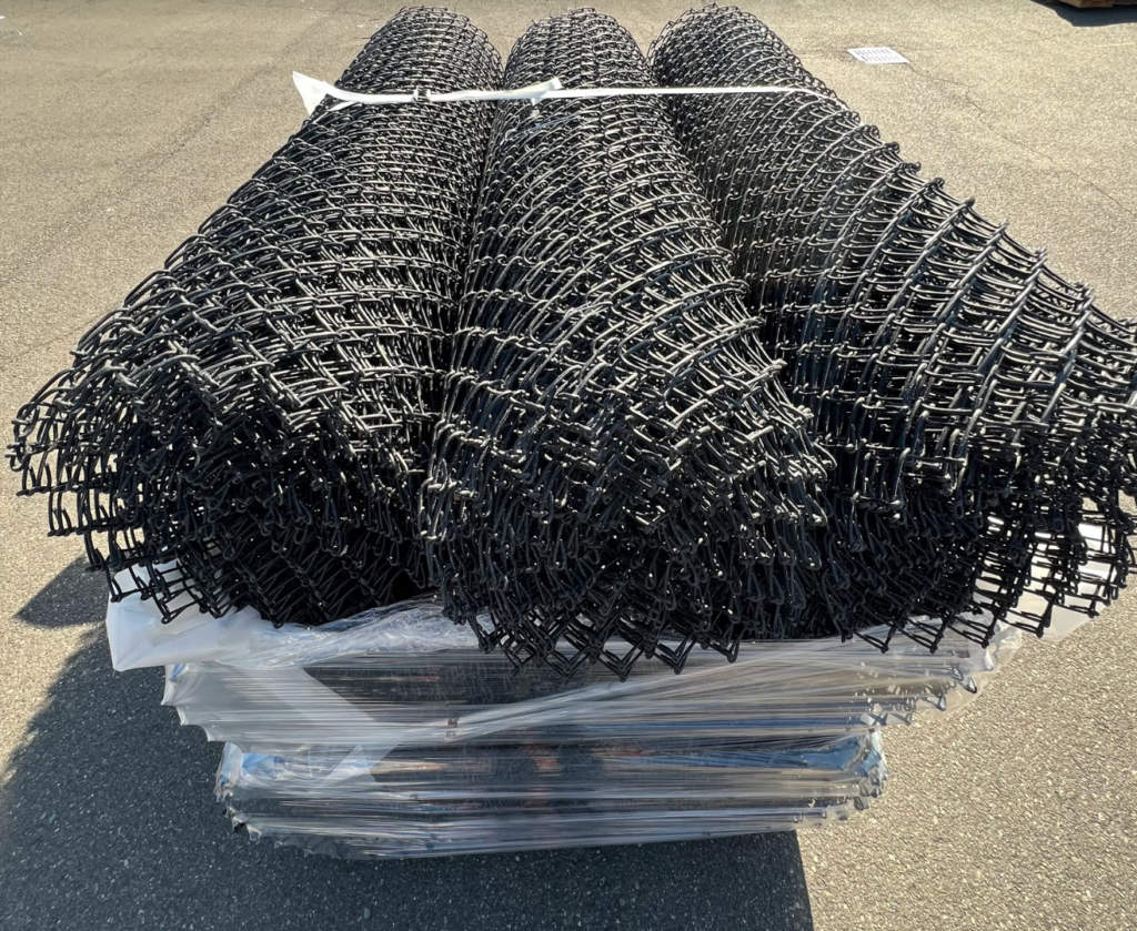 5ft x 50ft 8 - Gauge Black Chain Link Fabric - Everguard Materials