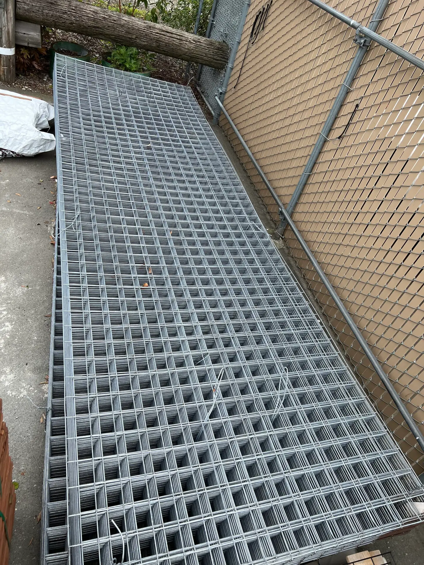 Galvanized Hog Wire Panel 5ft x 16ft